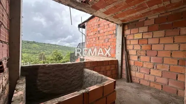 SE VENDE Tercer Nivel apartamento Ubicación: Carrera 2 de Táriba - 10