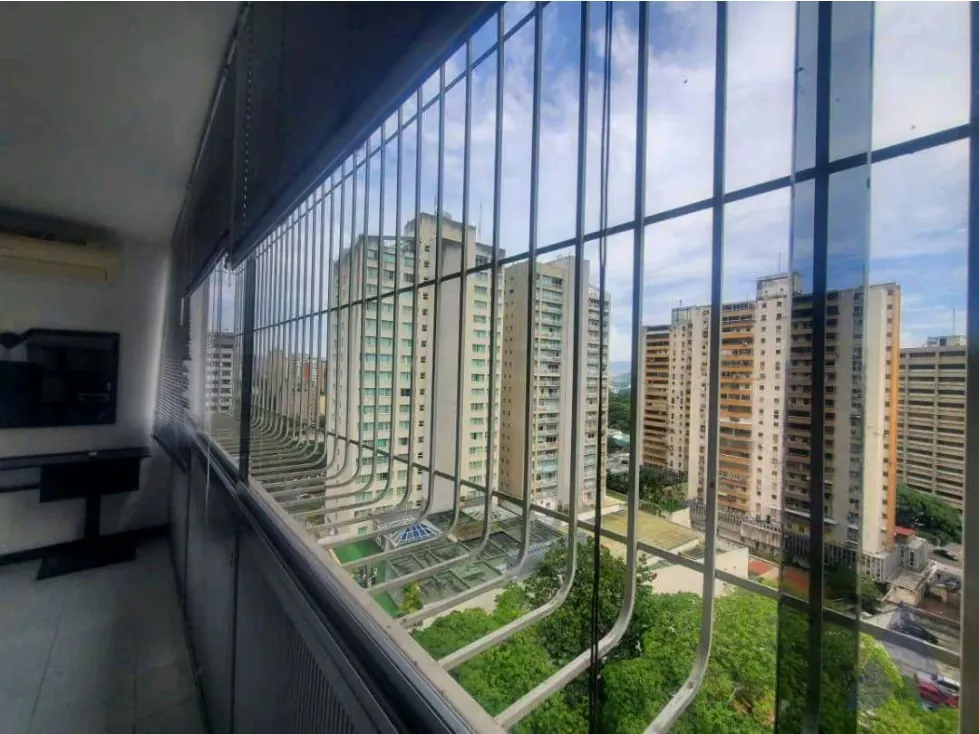 Los Palos Grandes Alquilo Excelente apto equipado de 120m2 2970 - 4