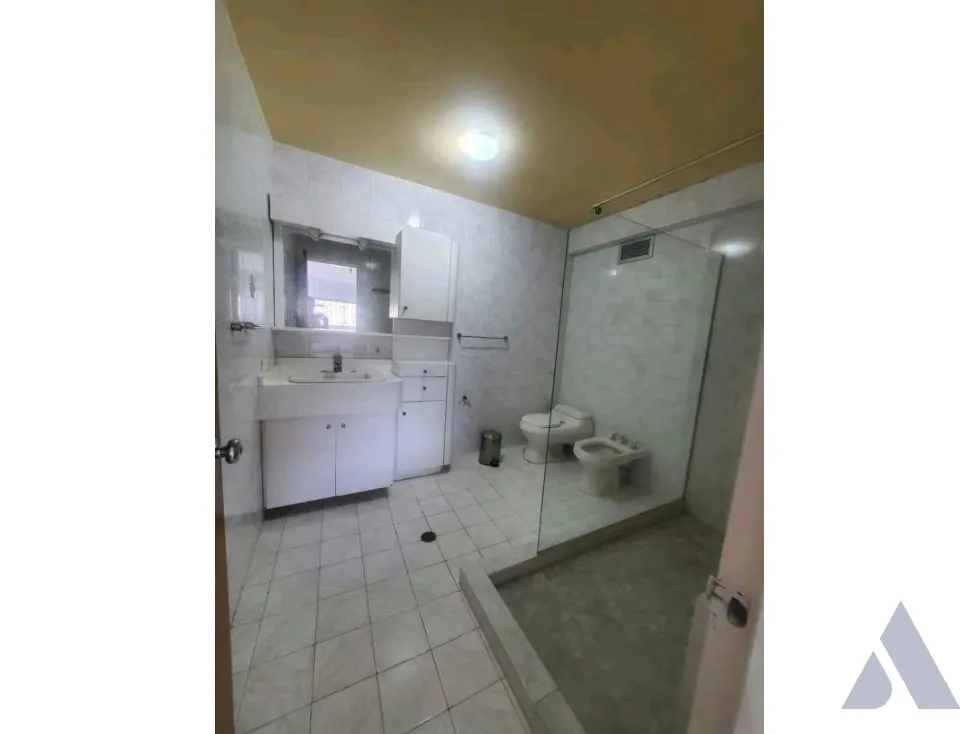 Los Palos Grandes Alquilo Excelente apto equipado de 120m2 2970 - 5