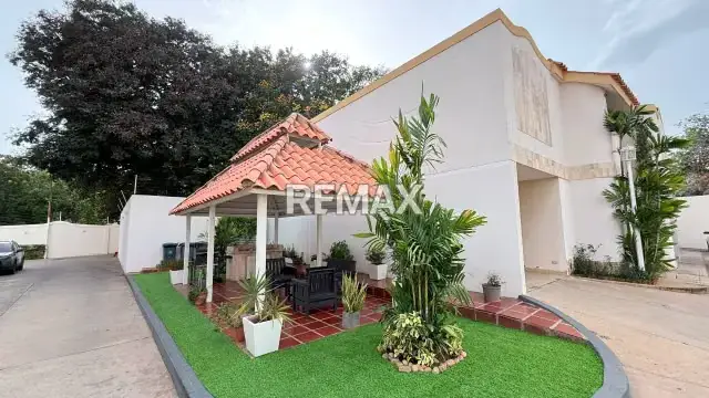 TownHouse en Alquiler Villa Saba