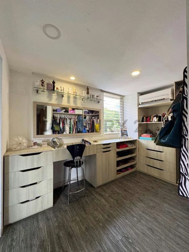 En Venta Apartamento Tipo PentHouse En Santa Inès - 8