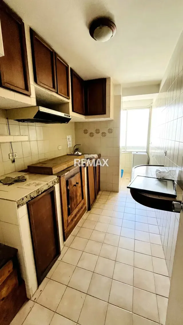 ALQUILER DE OFICINA - APARTAMENTO EN CHACAO - 4