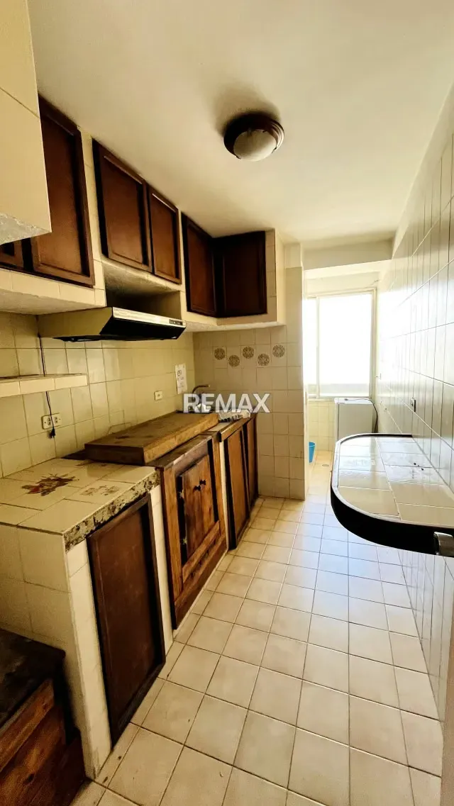 ALQUILER DE OFICINA - APARTAMENTO EN CHACAO - 5