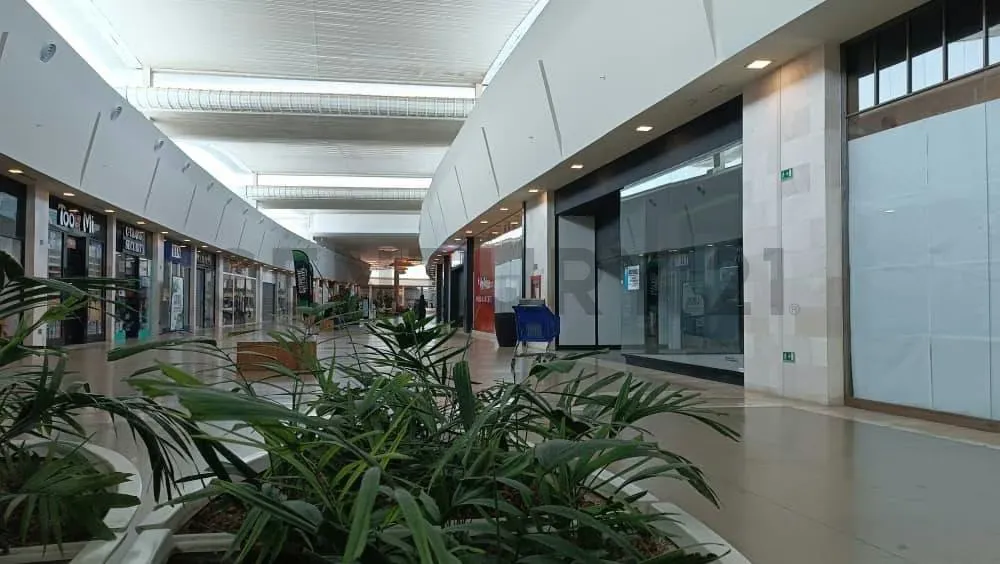 Local Comercial Para venta de tecnología, En Alquiler en la Isla De Margarita - 5