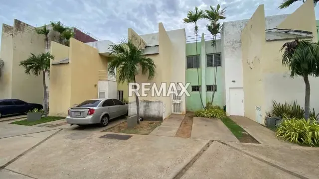 VENTA DE APARTAMENTO SEMI ACTUALIZADO EDIF. PLAZA CAMPO II SIN AMOBLAR ZONA OESTE - 3