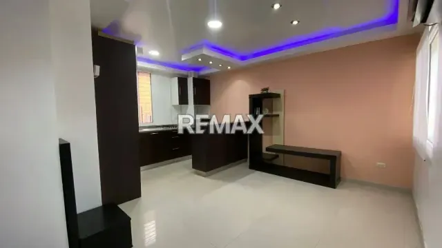 VENTA DE APARTAMENTO SEMI ACTUALIZADO EDIF. PLAZA CAMPO II SIN AMOBLAR ZONA OESTE - 8