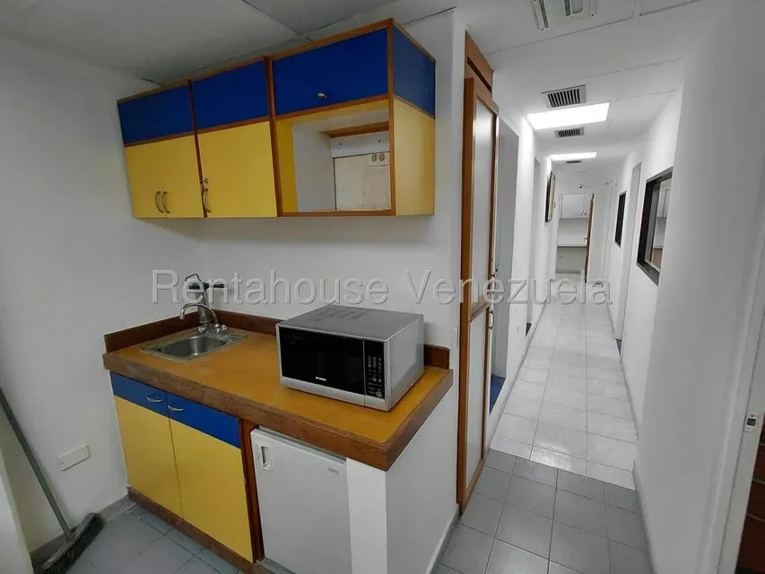 Oficina en Alquiler en Chacao, Distrito Metropolitano - 16