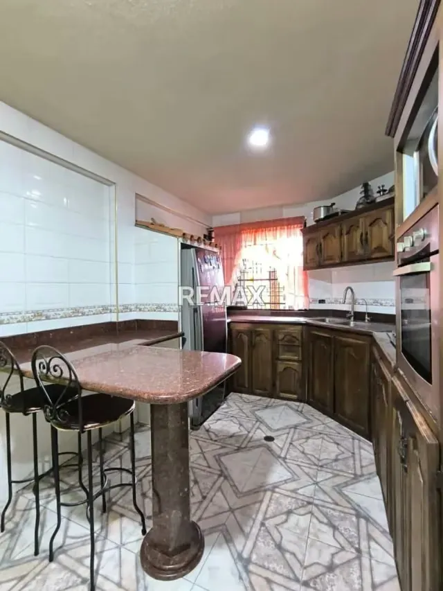 Casa en venta ubicada a pie de calle en el sector san benito, palmira, municipio guásimos - 10