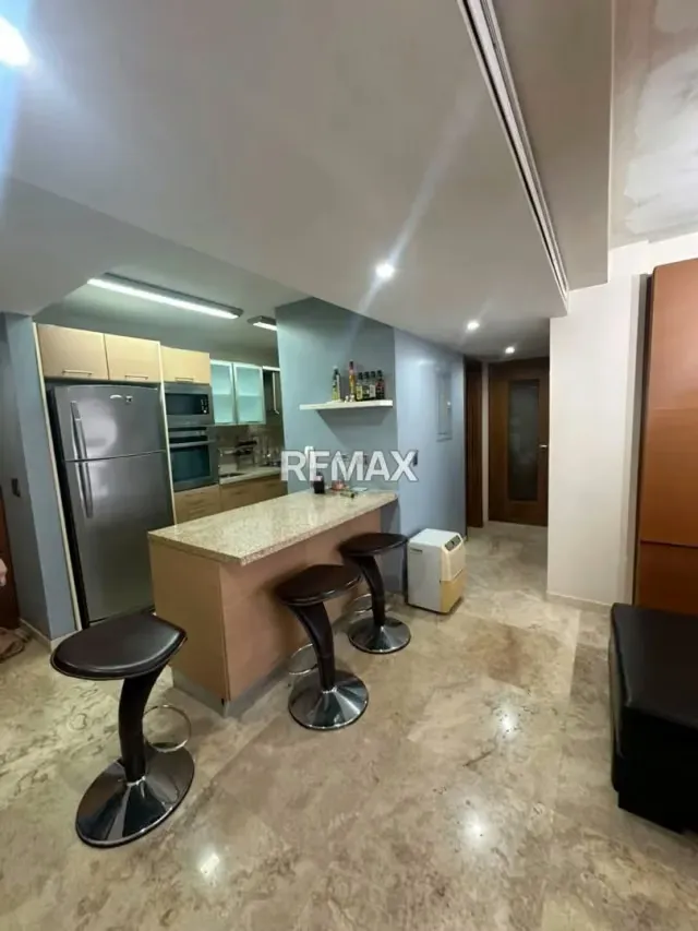 Apartamento Tipo Estudio Residencias Topacio. Cecilio Acosta - 11