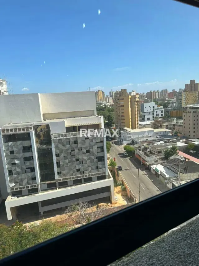 Apartamento Tipo Estudio Residencias Topacio. Cecilio Acosta - 10