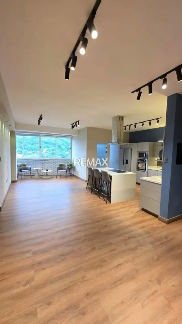 APARTAMENTO EN VENTA EN LOS MANGOS CON PLANTA 100% Y POZO REMODELADO - 7