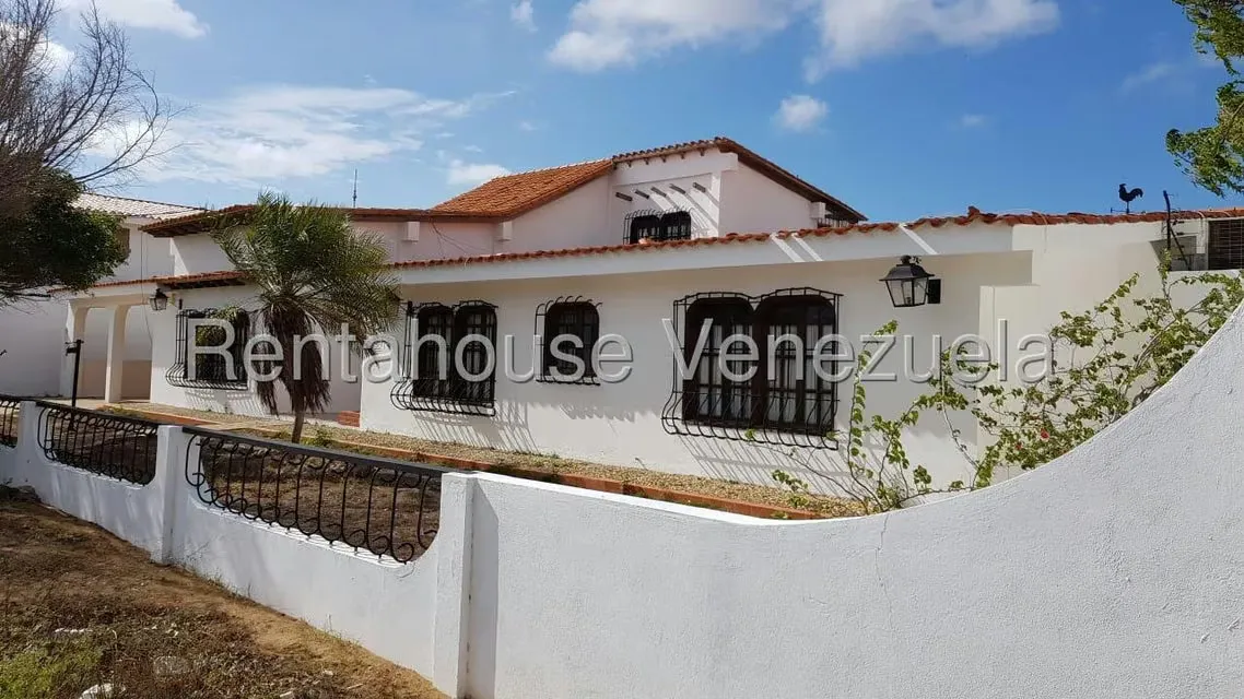 Casa (1 Nivel) en Venta en Judibana, Falcon - 2