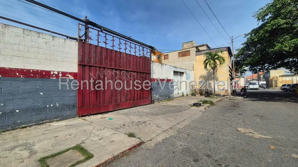 Terreno (Comercial) en Venta en Centro, Lara - 2