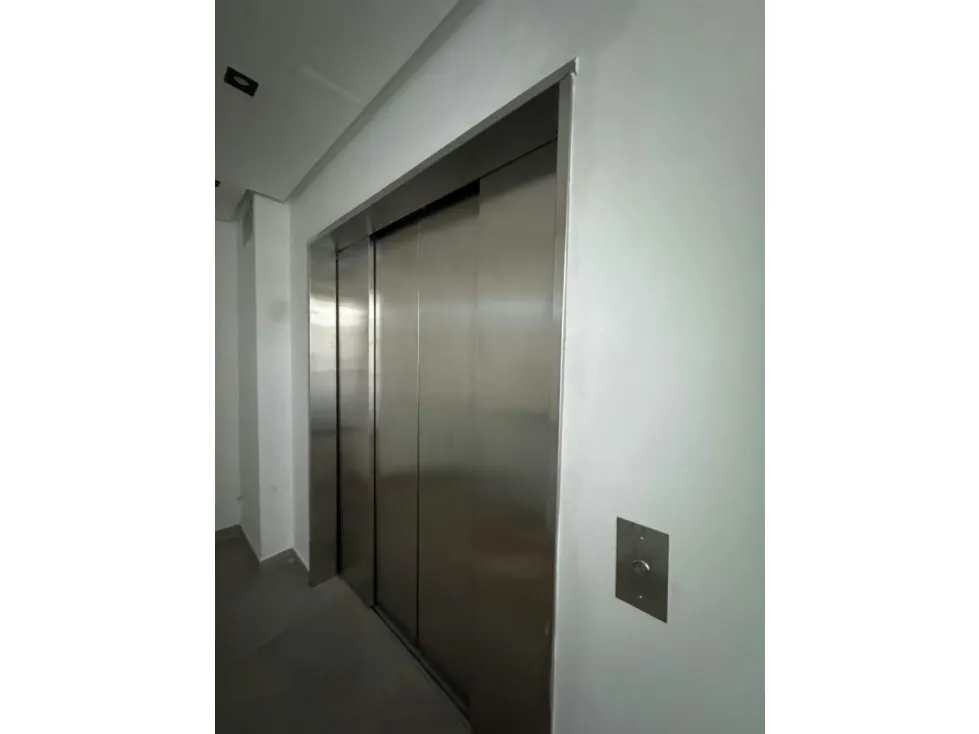 Se vende Local 226m² 1b/1p Las Mercedes - 15