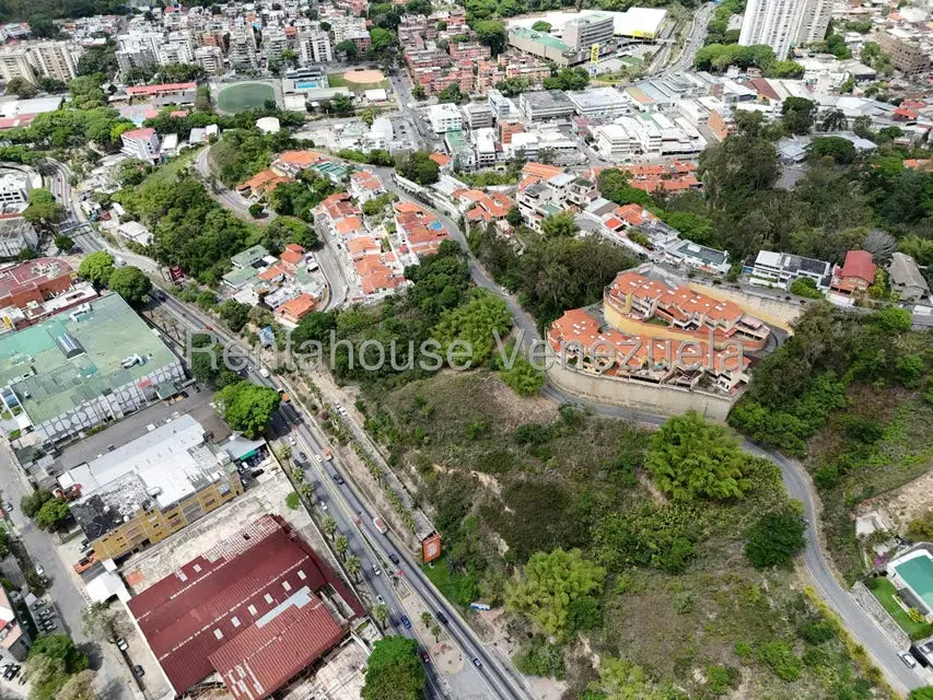 Terreno (Comercial) en Venta en La Trinidad, Distrito Metropolitano - 8