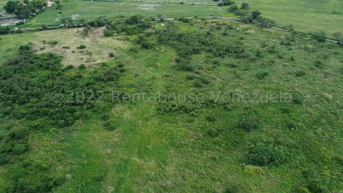 Terreno (Comercial) en Venta en Zona Este, Lara - 11