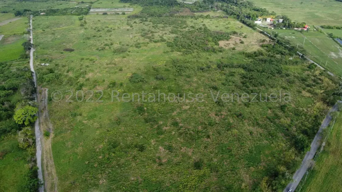 Terreno (Comercial) en Venta en Zona Este, Lara - 21