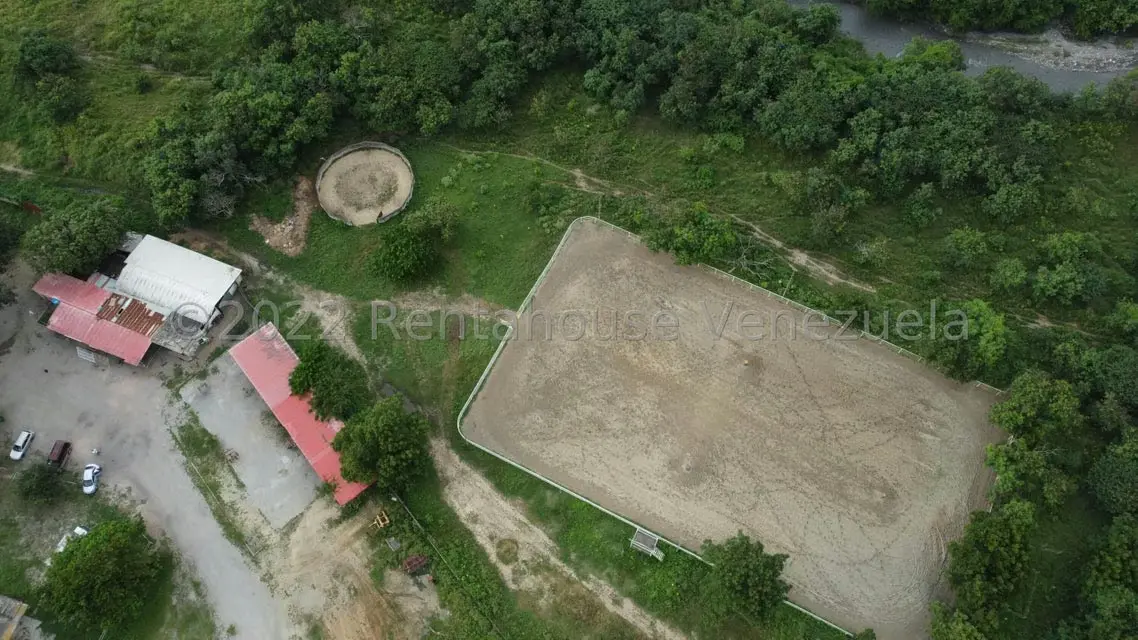 Terreno (Comercial) en Venta en Zona Este, Lara - 31