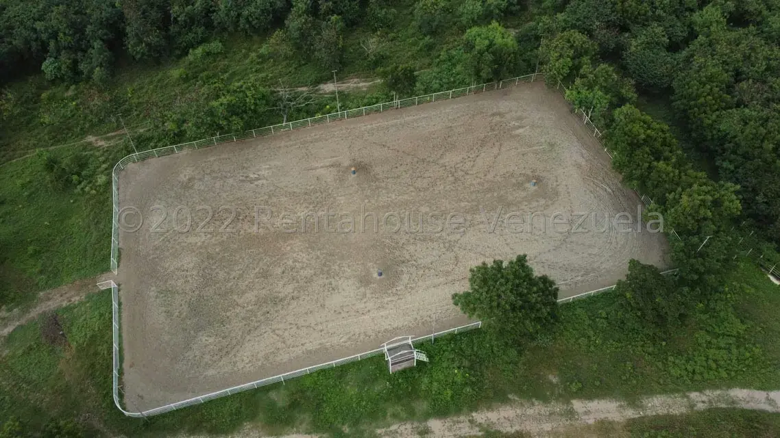 Terreno (Comercial) en Venta en Zona Este, Lara - 34