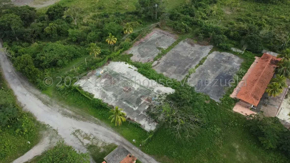 Terreno (Comercial) en Venta en Zona Este, Lara - 40
