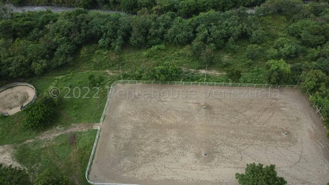 Terreno (Comercial) en Venta en Zona Este, Lara - 41