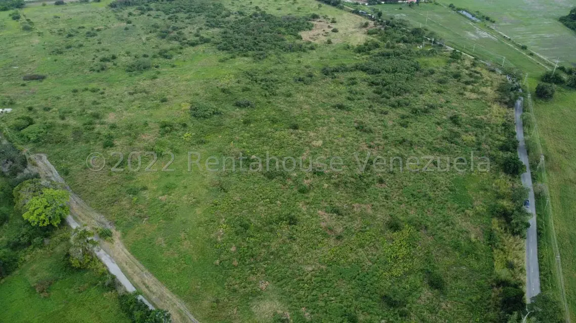 Terreno (Comercial) en Venta en Zona Este, Lara - 5