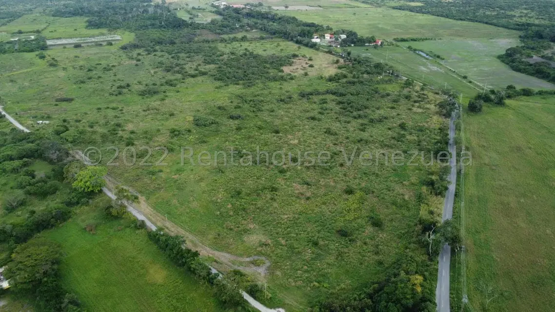 Terreno (Comercial) en Venta en Zona Este, Lara - 6