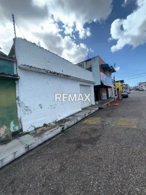 SE VENDE CASA COMERCIAL SECTOR CENTRO - 6