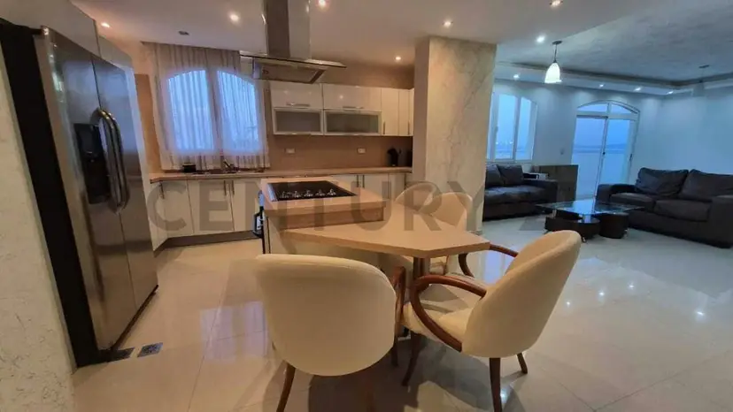 Apartamento En Alquiler En Lechería Frente Al Mar Playa Los Canales