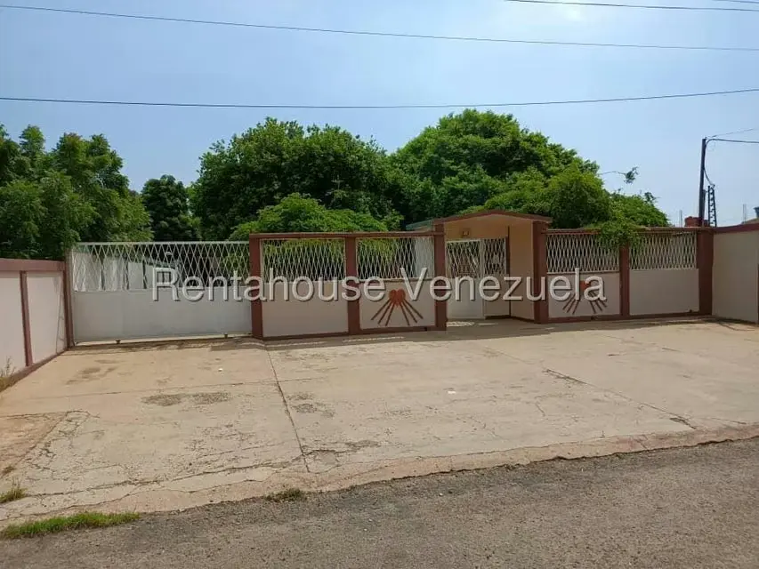 Comercial (Edificio) en Venta en Sierra Maestra, Zulia