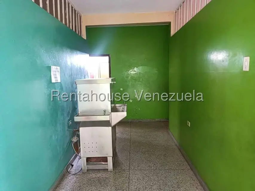 Comercial (Edificio) en Venta en Sierra Maestra, Zulia - 51