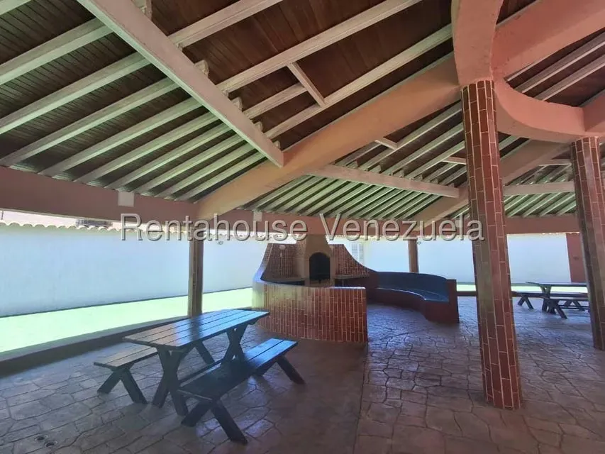 Apartamento (1 Nivel) en Venta en Costa Azul, Nueva Esparta - 5