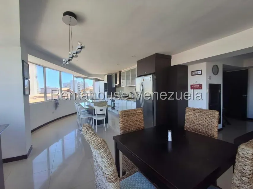 Apartamento (1 Nivel) en Venta en Costa Azul, Nueva Esparta - 9