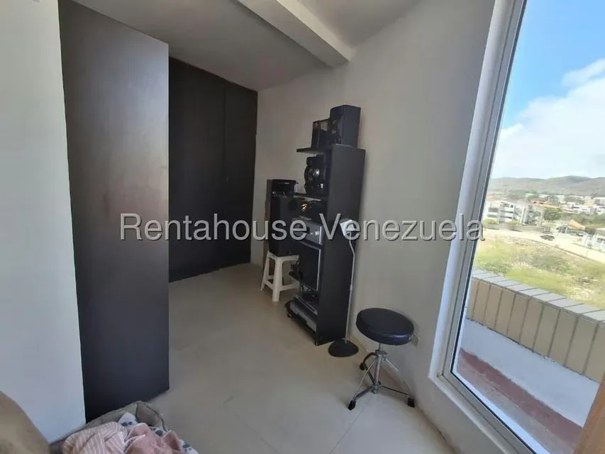 Apartamento (1 Nivel) en Venta en Costa Azul, Nueva Esparta - 10