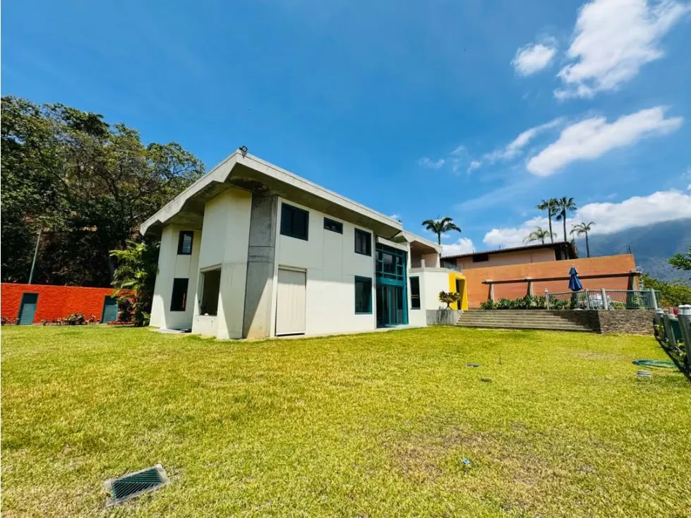 Se vende casa 600m2 4H+S/4.5B+S/6P Lomas del Mirador - 3