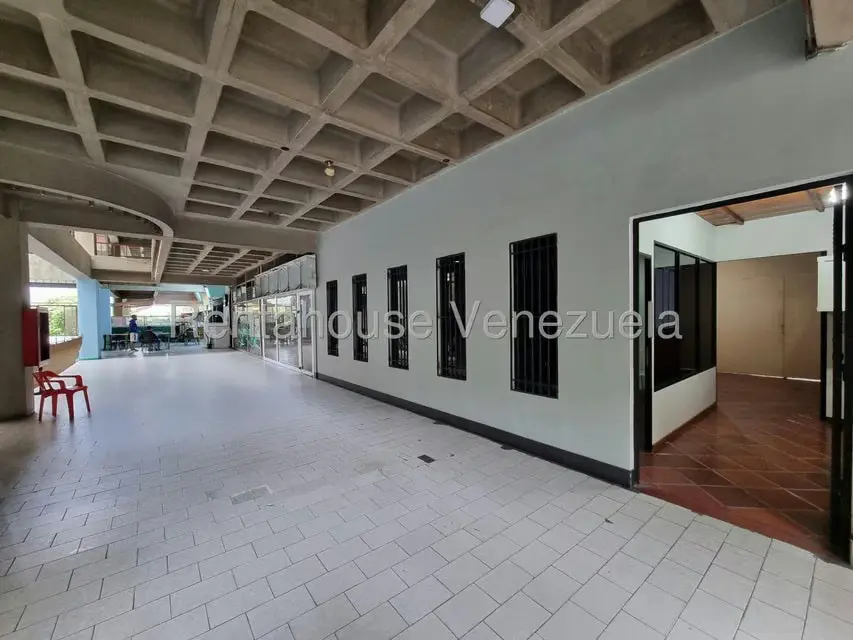 Local Comercial en Venta en Avenida Las Americas, Merida