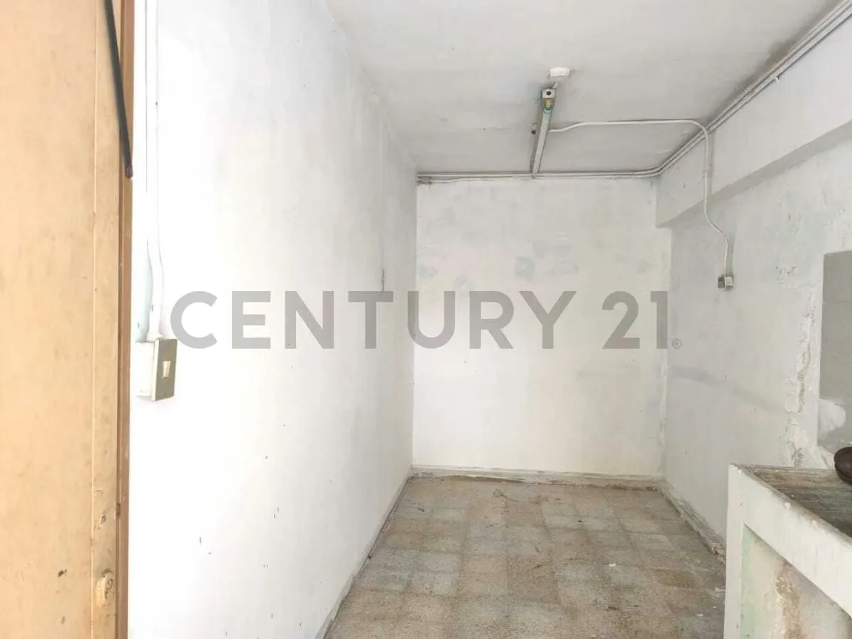 En venta local comercial Los Chaguaramos-Caracas - 3