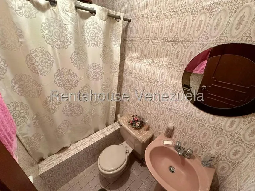 Casa (Multipes Niveles) en Venta en La Boyera, Distrito Metropolitano - 34