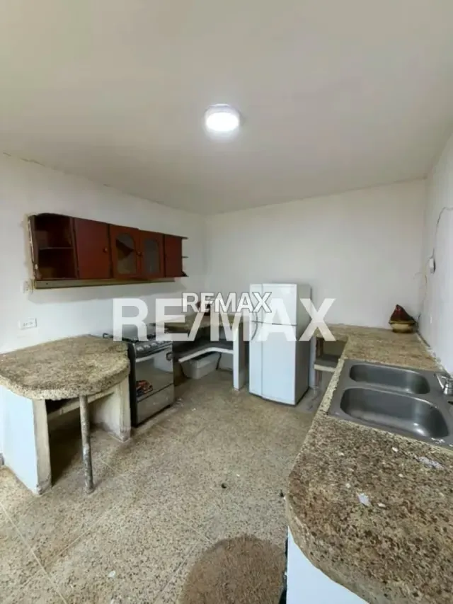 Casa con Galpón en venta - 6
