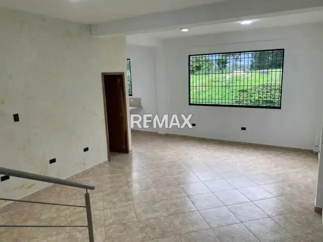 LOCAL COMERCIAL EN ALQUILER Av. Guayana, Sector Los Kioskos. - 8