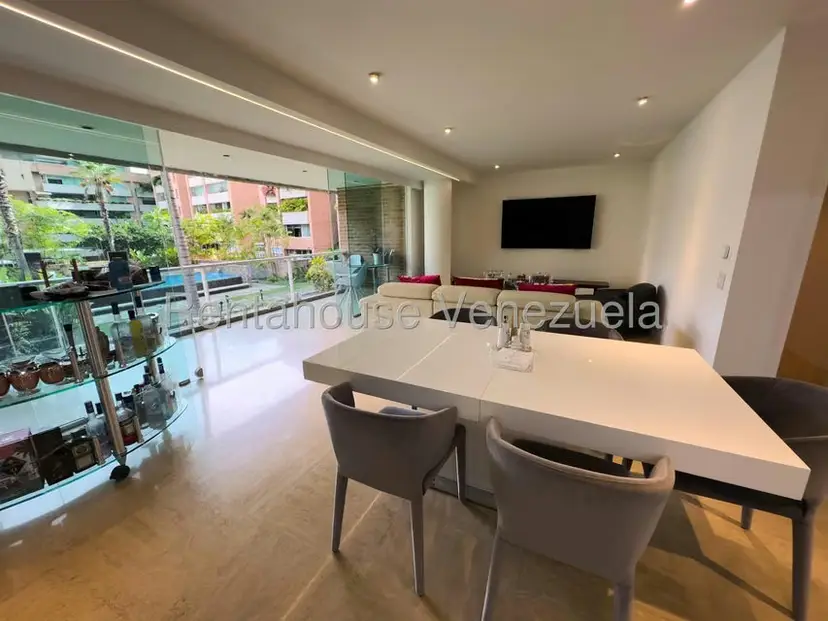 Apartamento (1 Nivel) en Venta en Campo Alegre, Distrito Metropolitano