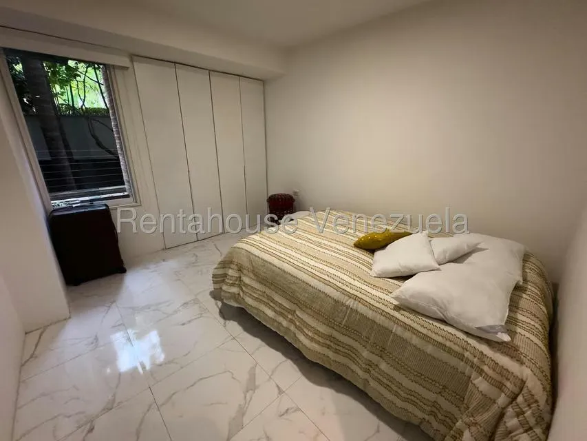 Apartamento (1 Nivel) en Venta en Campo Alegre, Distrito Metropolitano - 23