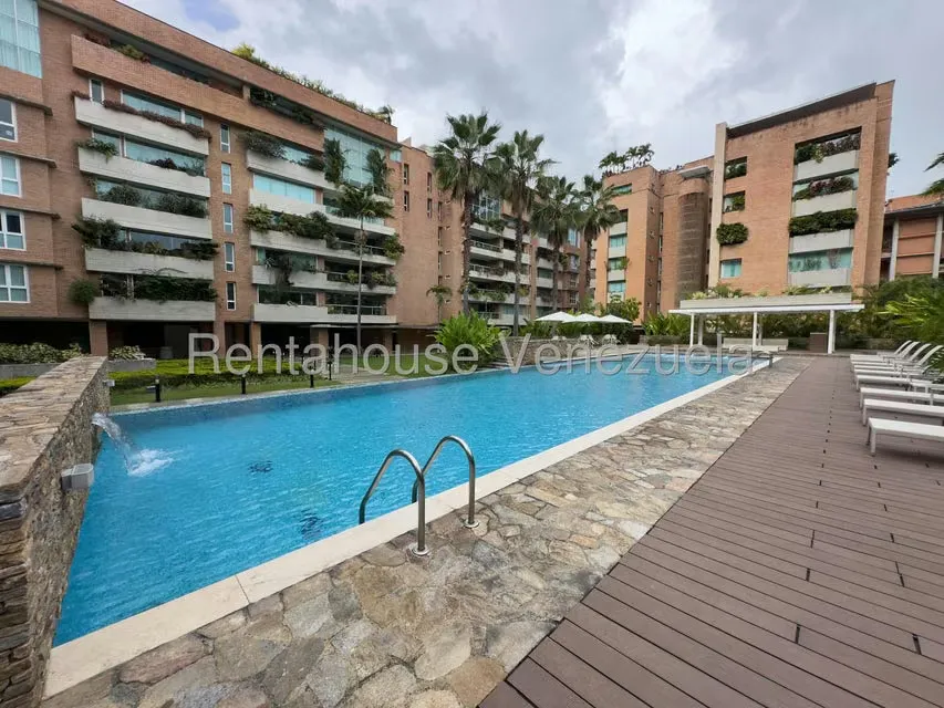 Apartamento (1 Nivel) en Venta en Campo Alegre, Distrito Metropolitano - 31