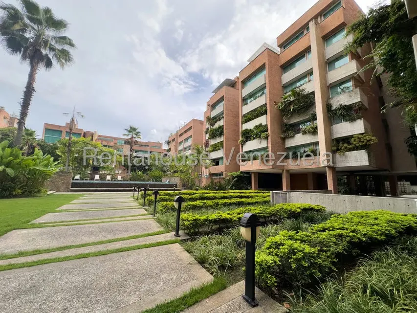 Apartamento (1 Nivel) en Venta en Campo Alegre, Distrito Metropolitano - 34