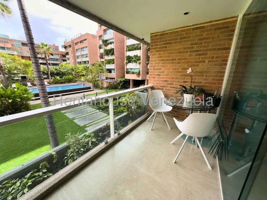 Apartamento (1 Nivel) en Venta en Campo Alegre, Distrito Metropolitano - 8