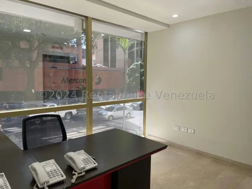 Oficina en Alquiler en El Rosal, Distrito Metropolitano - 11