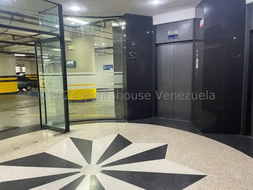 Oficina en Alquiler en El Rosal, Distrito Metropolitano - 18