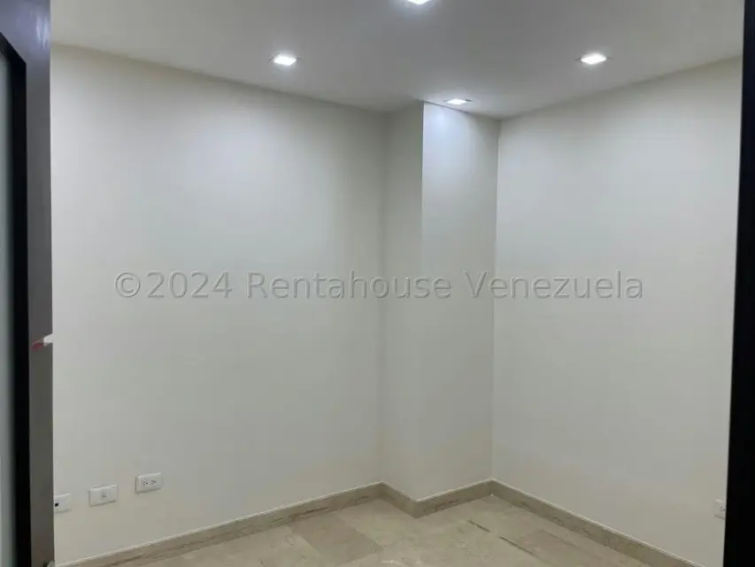 Oficina en Alquiler en El Rosal, Distrito Metropolitano - 7