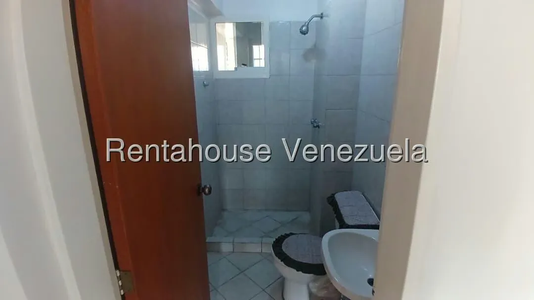 Apartamento (1 Nivel) en Venta en Sector Sucua, Miranda - 13
