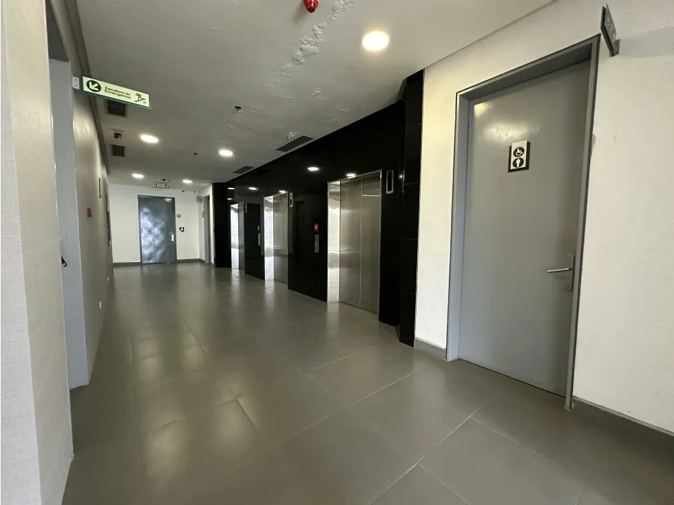 OFICINA EN VENTA EN LAS MERCEDES CON VISTA AL AVILA Anma - 9